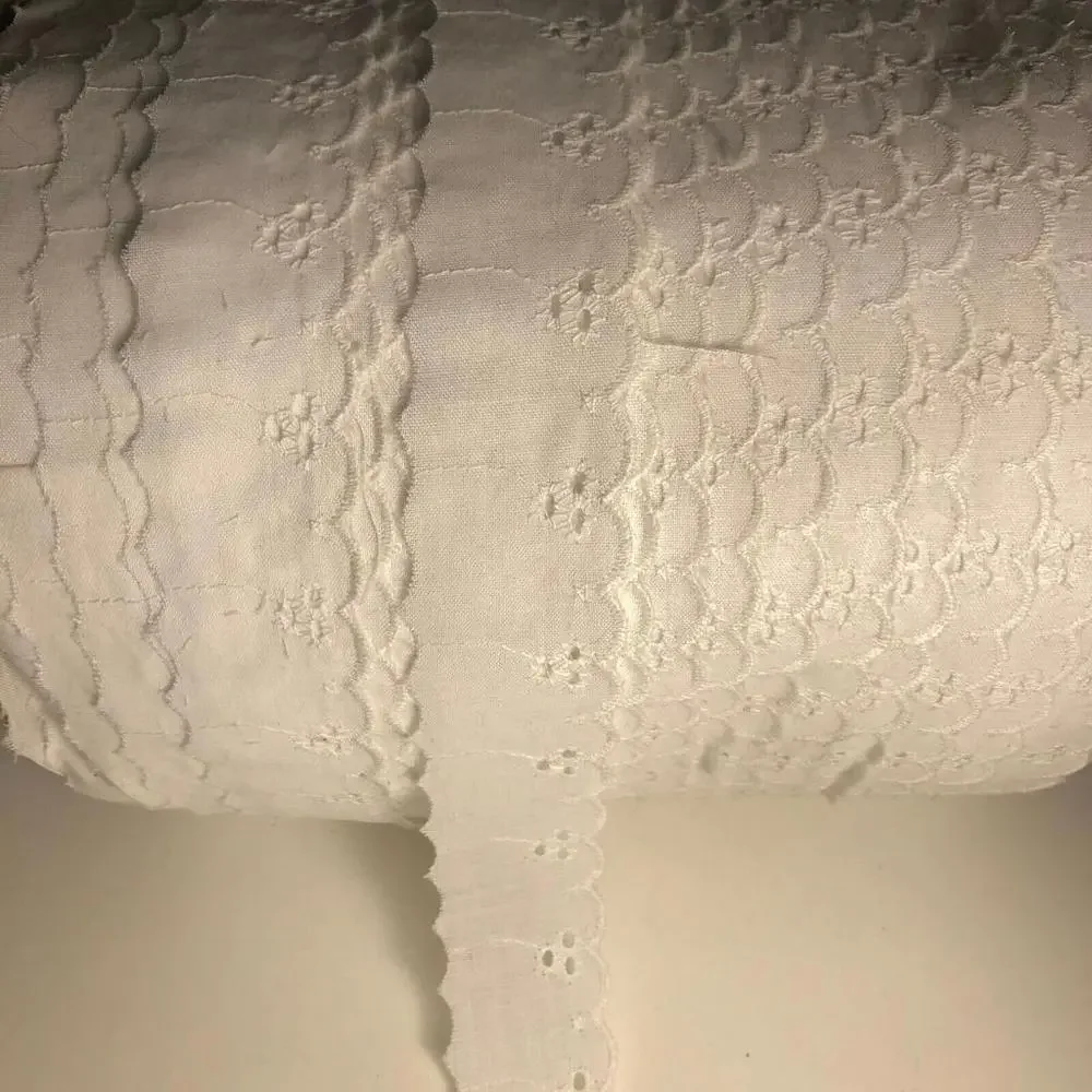 5 Yards Vintage Eyelet Lace Trim Cotton White Craft Sewing 1
